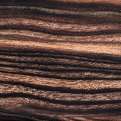 Legno scuro